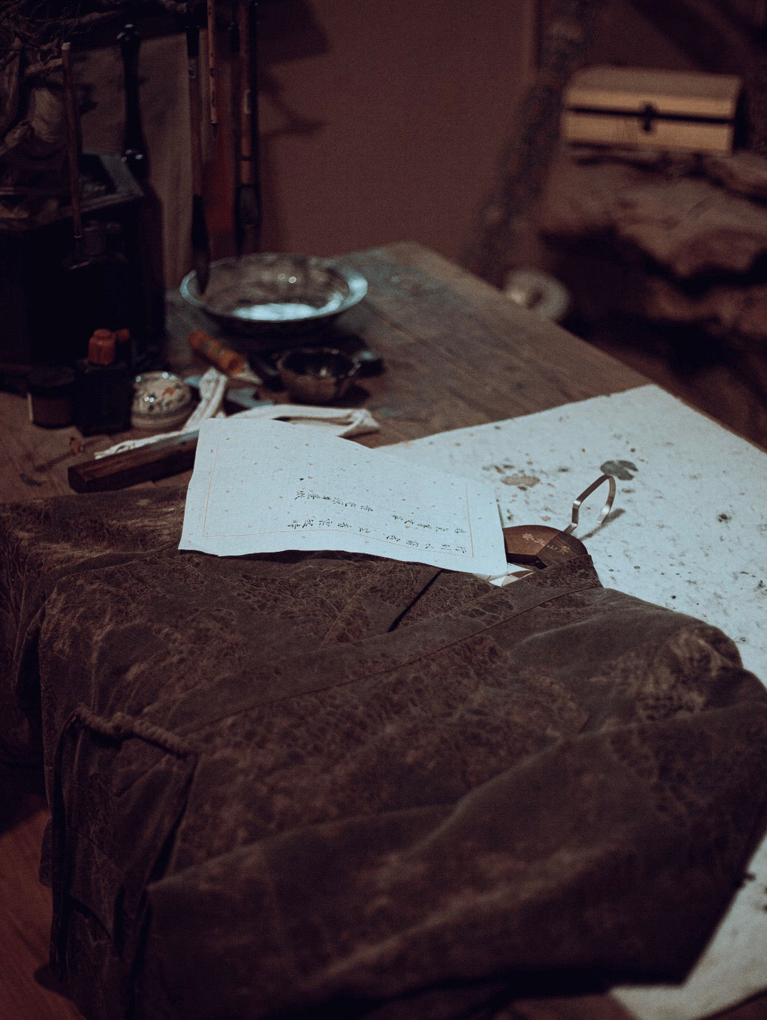 Beyond Hermes: Why "Old Money" Collectors Are Trading Gold for Mud Silk