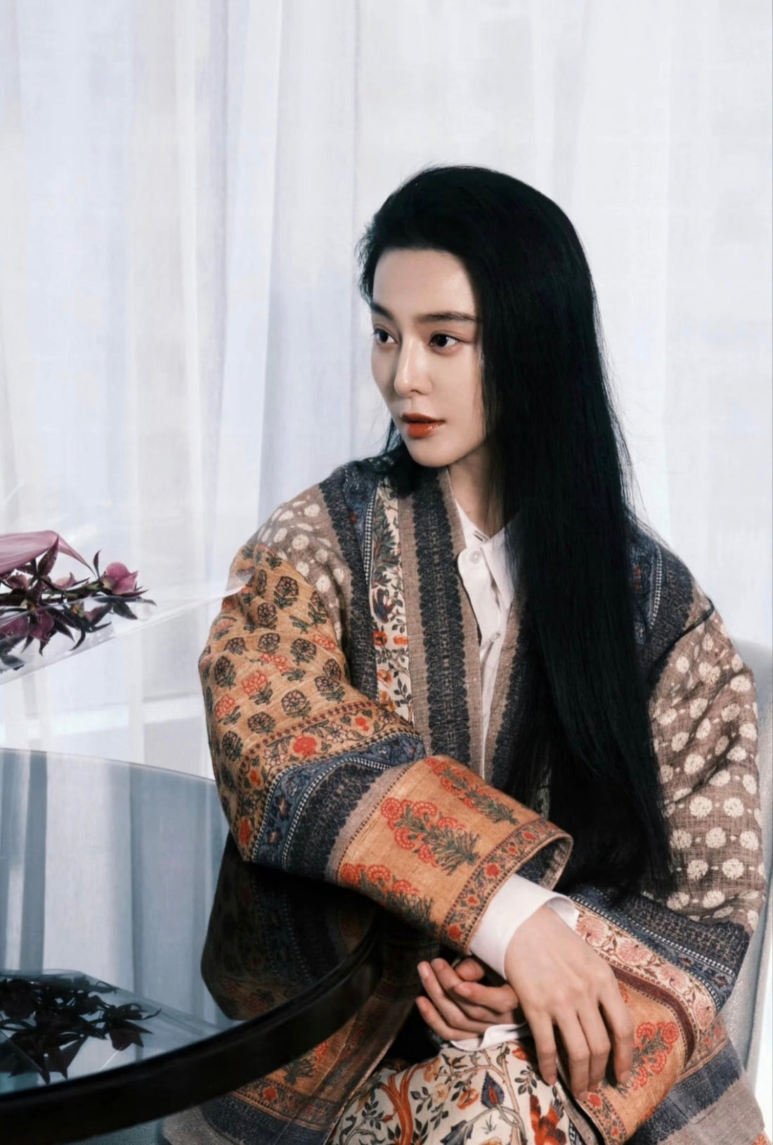 The "Black Swan" of the East: Why Fan Bingbing & Global Icons Are Obsessed with Mud Silk
