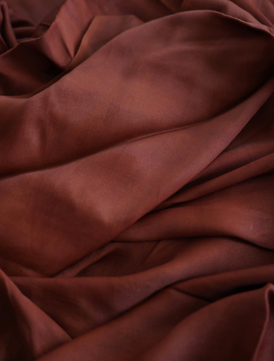 The Ultimate Guide to Xiangyunsha: Authenticity, Care, and The Mystery of Mud Silk