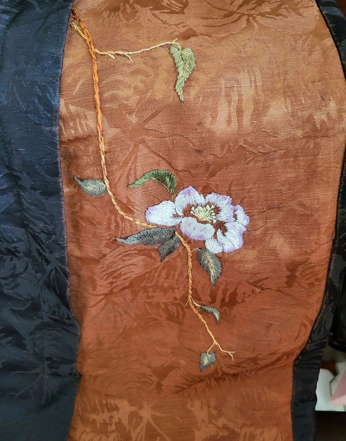 The Singing Fabric: How a 500-Year-Old "Mud Silk" Conquered High Fashion