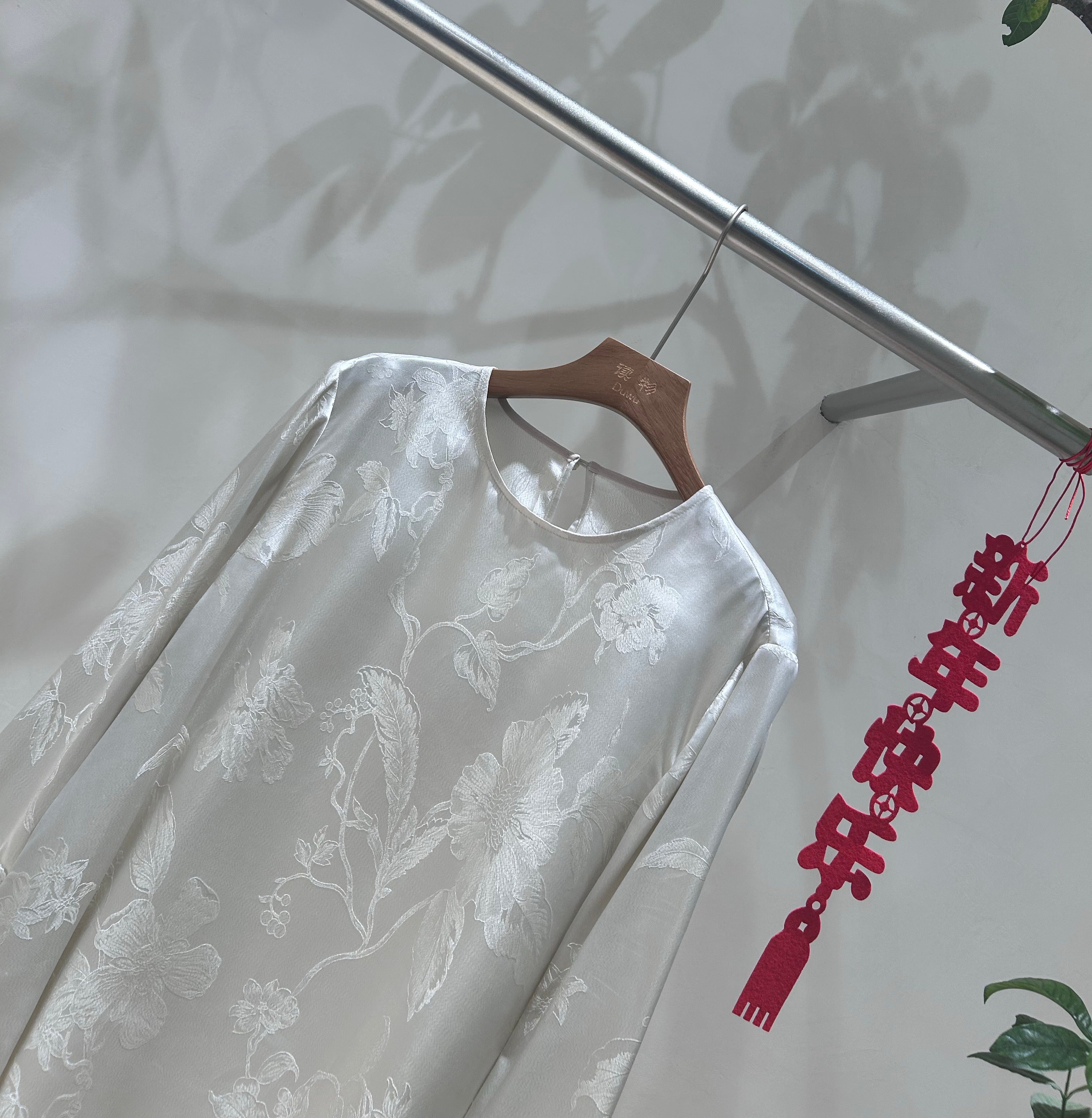 蝶 · FARFALLA